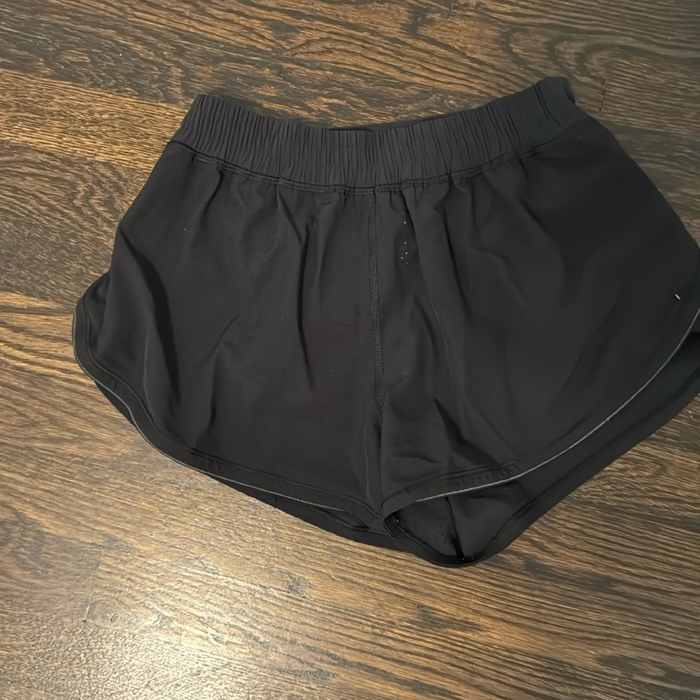 Lululemon size 6 black shorts.